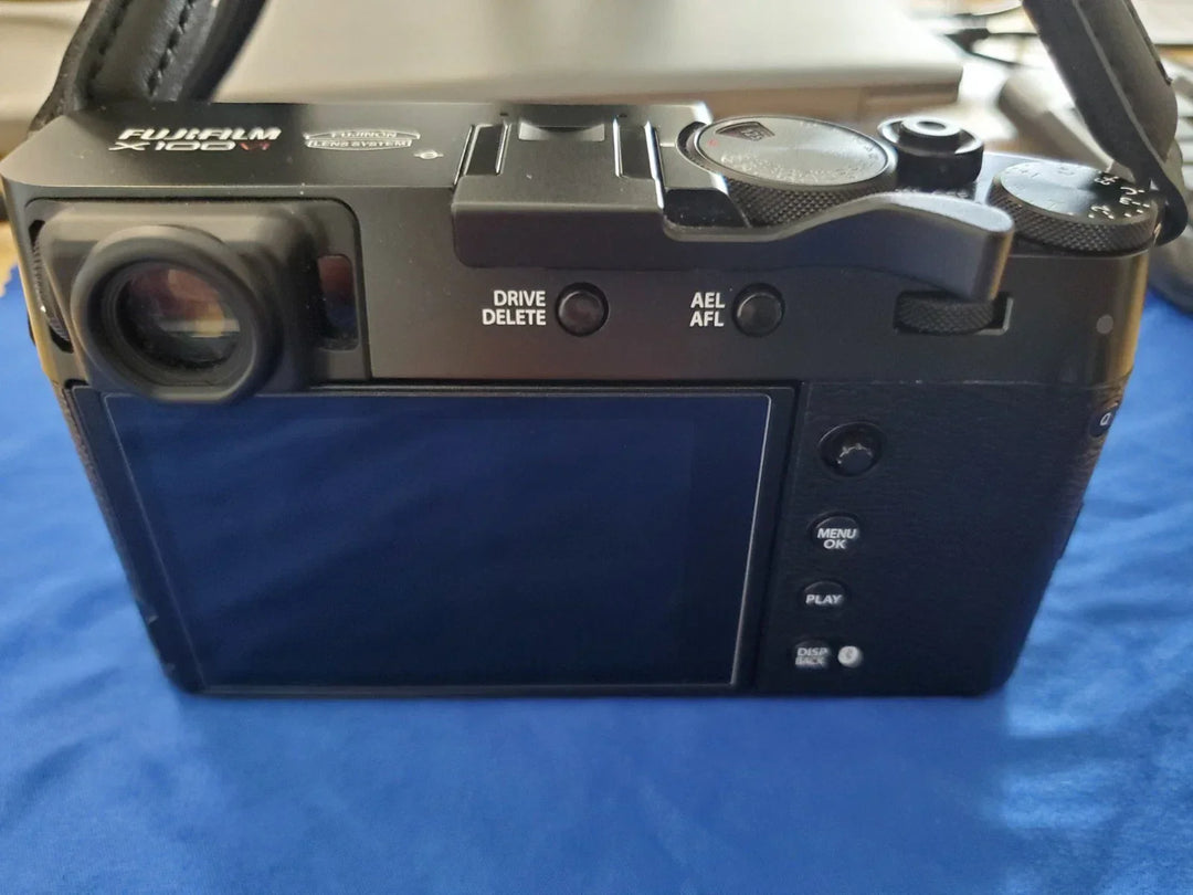 MINT Fujifilm X100VI Camera, 800 Shutter Actions, Under Warranty, Box w/ Papers