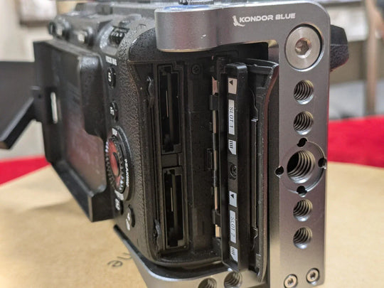 Sony Alpha ILME-FX3 Full-Frame Cinema Camera With Kondor Blue Cage OBO