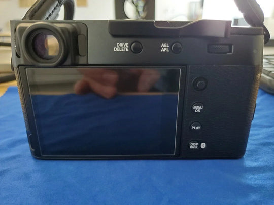 MINT Fujifilm X100VI Camera, 800 Shutter Actions, Under Warranty, Box w/ Papers