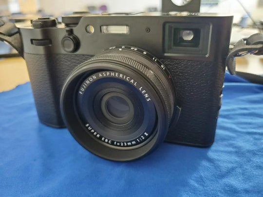 MINT Fujifilm X100VI Camera, 800 Shutter Actions, Under Warranty, Box w/ Papers