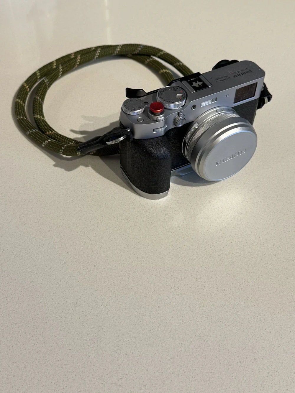 Fujifilm X100VI (Silver) - EXCELLENT CONDITION w/ ACCESSORIES
